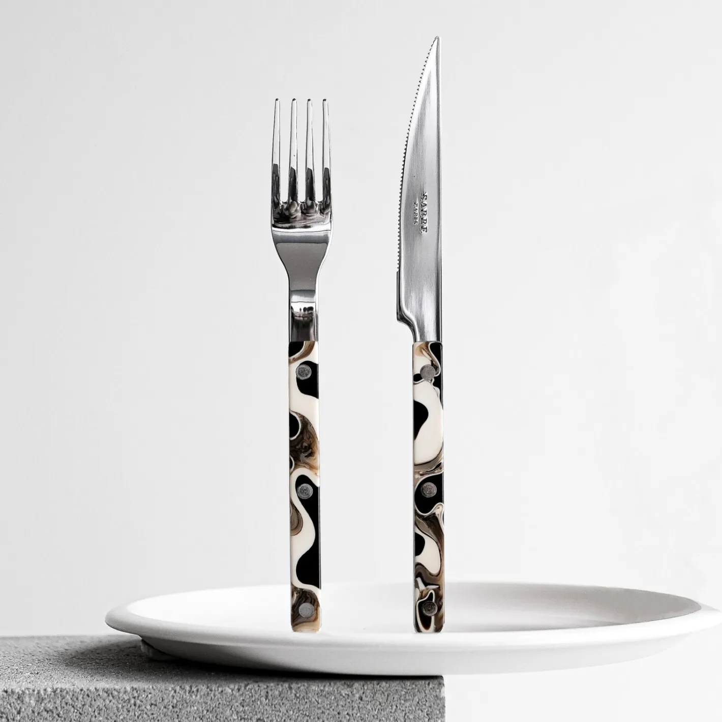 Bistrot Dune, Dune Noir*Sabre Paris Shop
