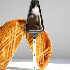 Bistrot Uni,*Sabre Paris Sale