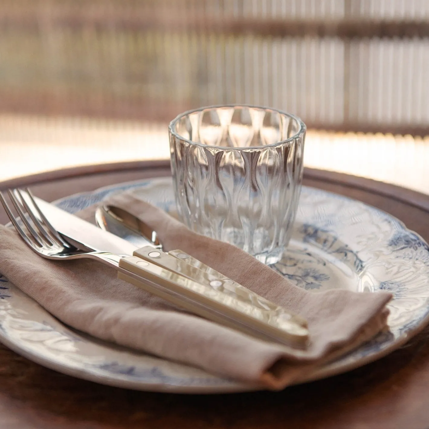 Bistrot Uni,*Sabre Paris Store