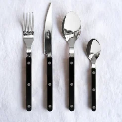 Bistrot Uni,*Sabre Paris Store